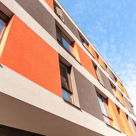 Bright 1Bdr Apartment With A Balcony Sófia Exterior foto